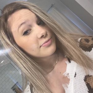 Meet your Posher, Lela